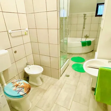 Bilini Garden Apartment Pula